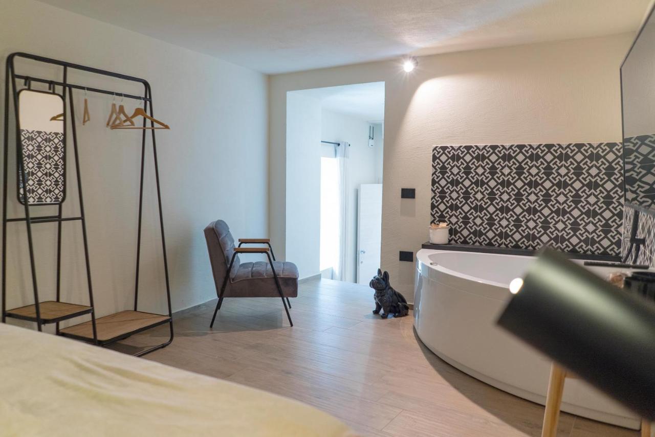 Tesoro Nascosto B&B Salerno Esterno foto